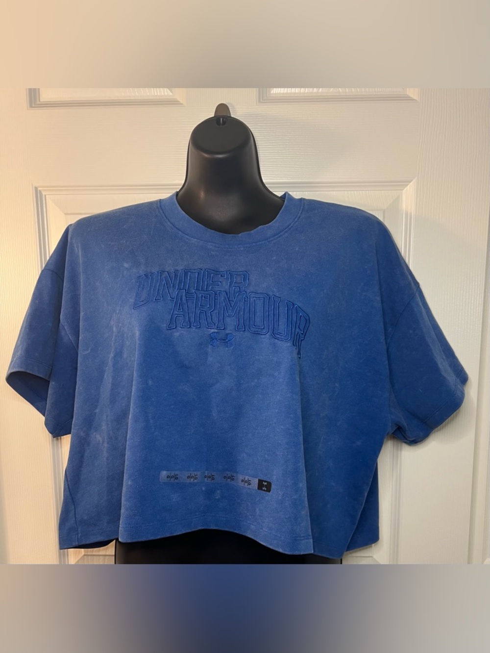 Under Armour Blue Cropped T-Shirt Women’s Large Athletic Graphic Logo - Picture 5 of 12